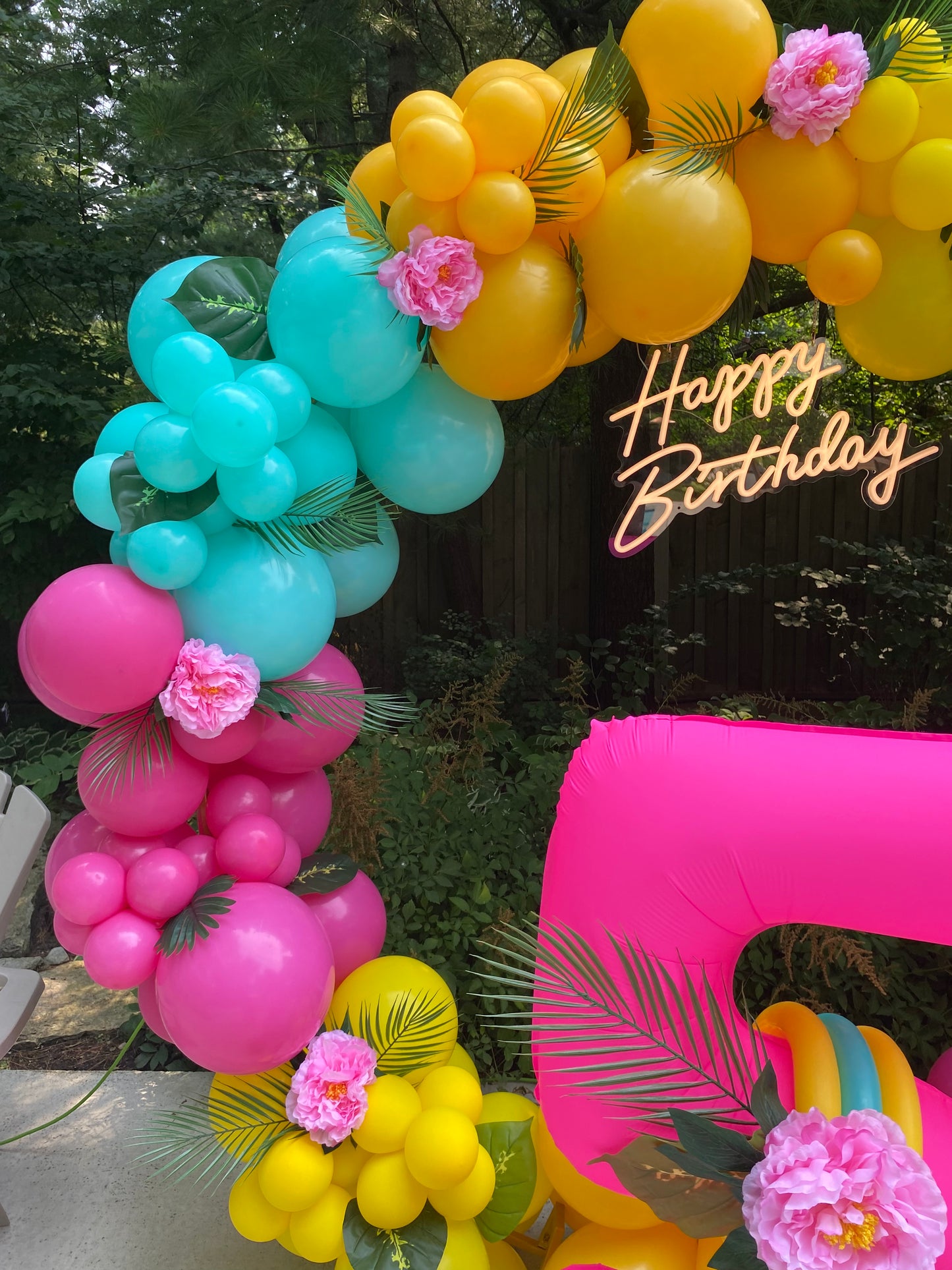 Tropical Theme Circle Arch Backdrop