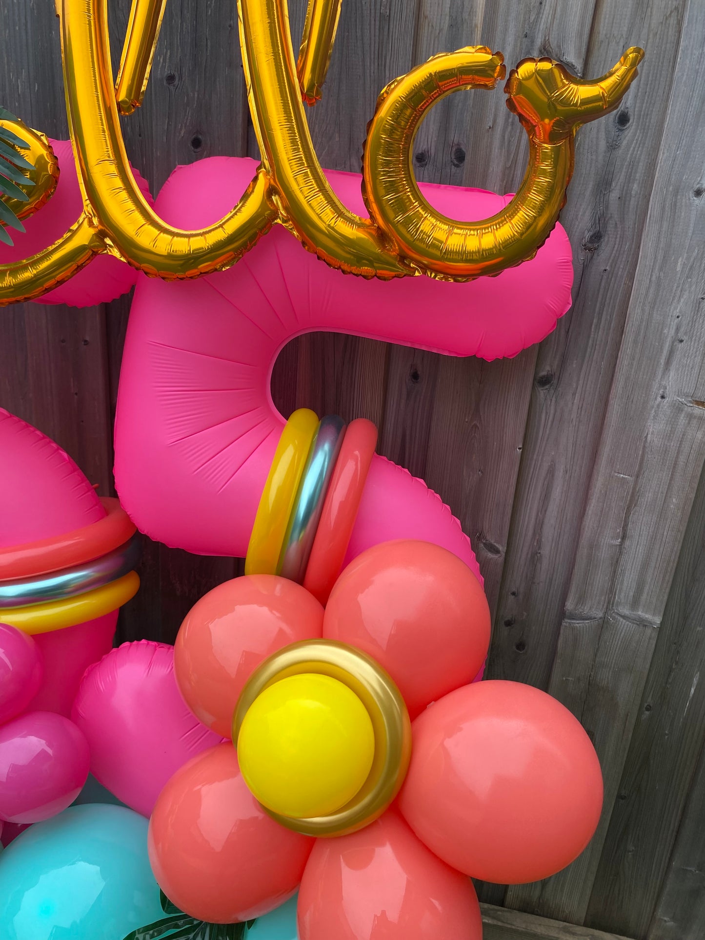 Tropical Hello Birthday Balloon Bouquet