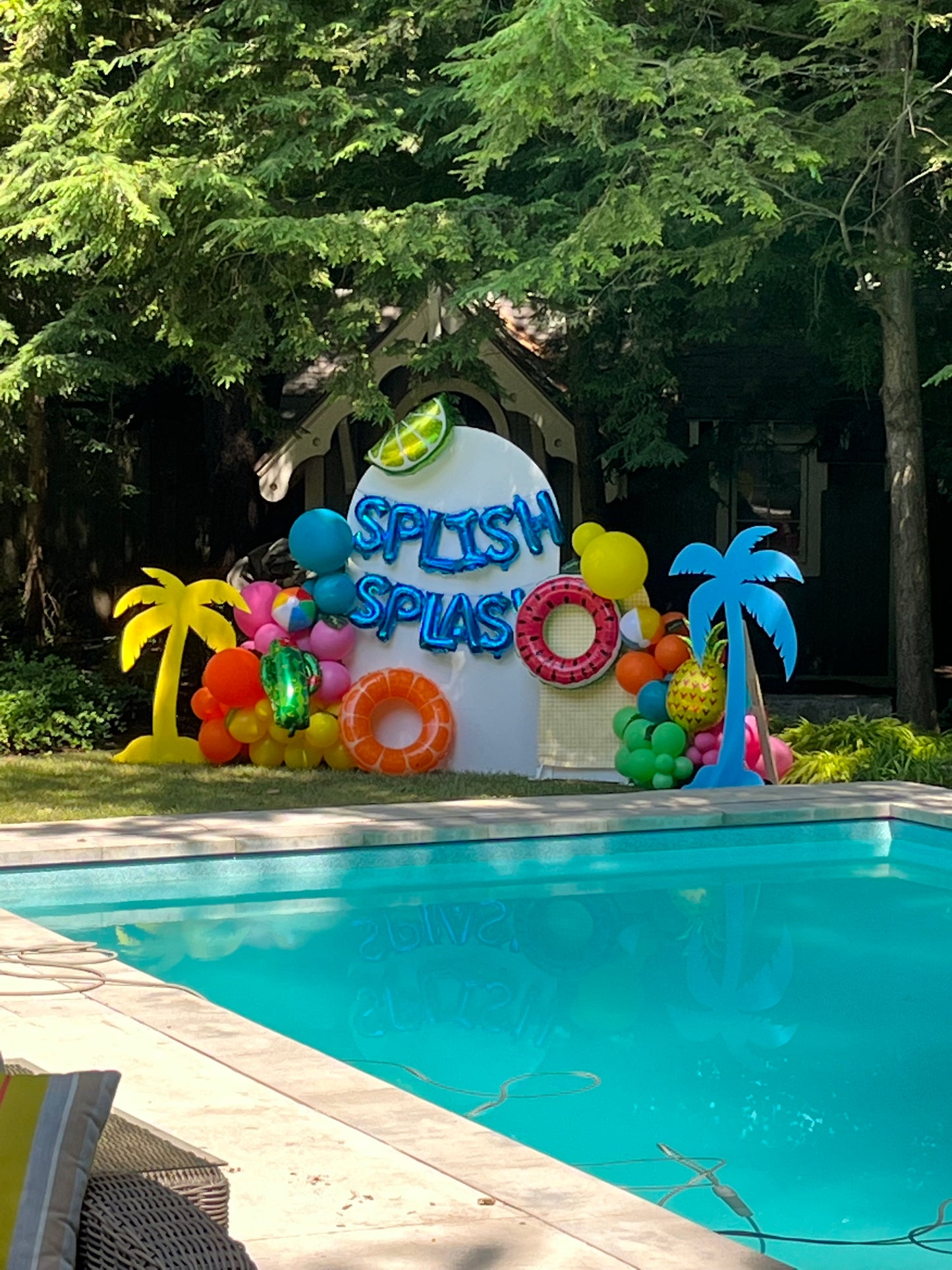 Splish Splash Pool Party Display Rental